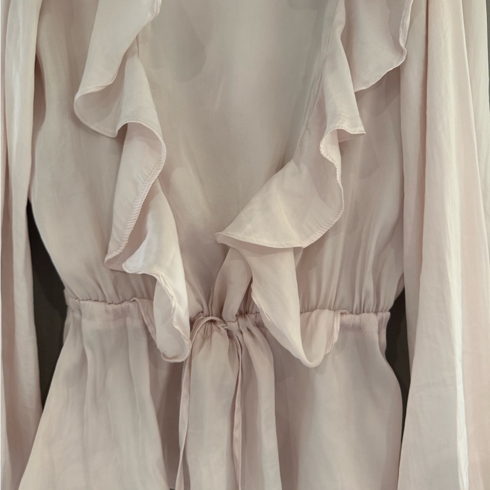 Astr Cream Ruffle Tie Blouse - Picture 7 of 8